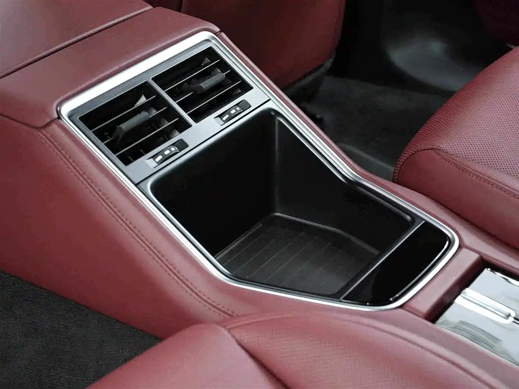 Porsche Panamera — миниатюра 16