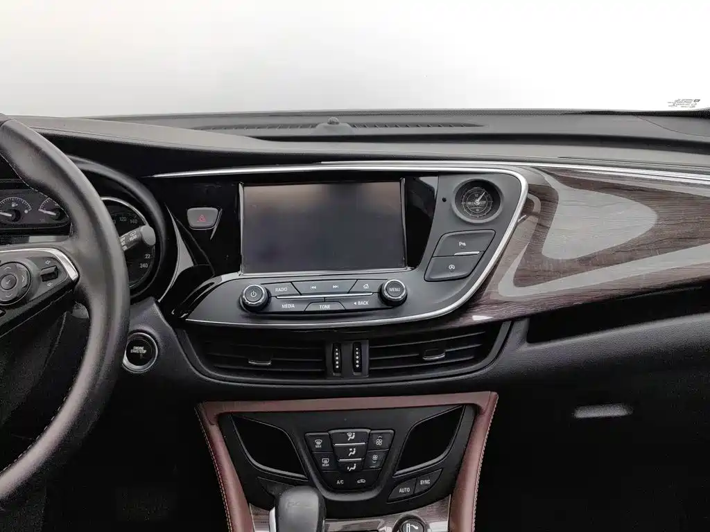 Buick Envision Plus — миниатюра 12