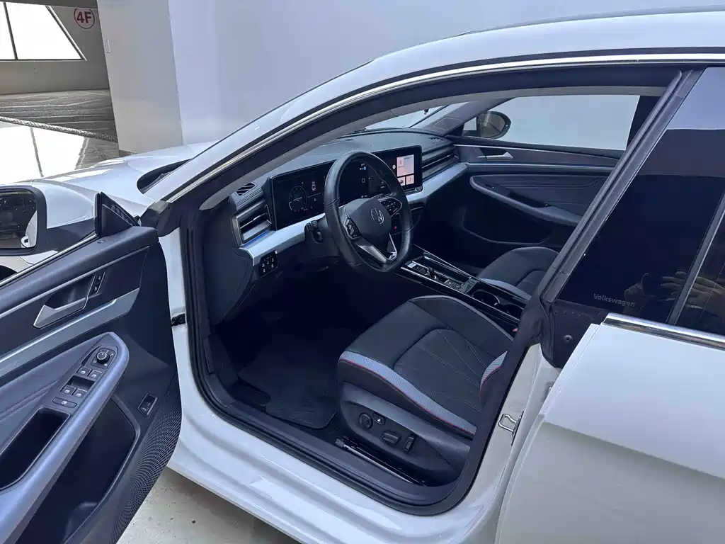 Volkswagen Lamando — миниатюра 8