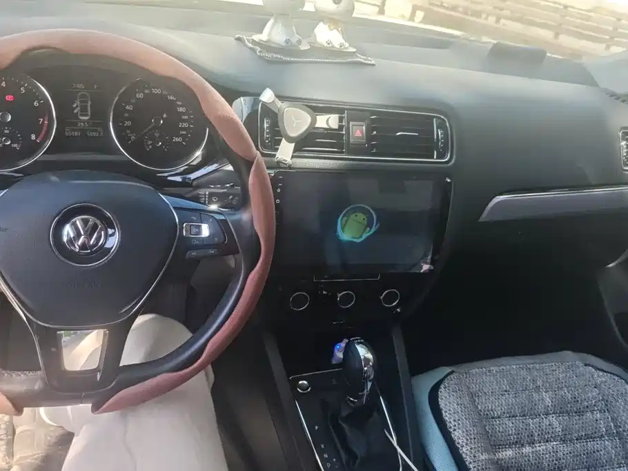 Volkswagen Sagitar — миниатюра 12