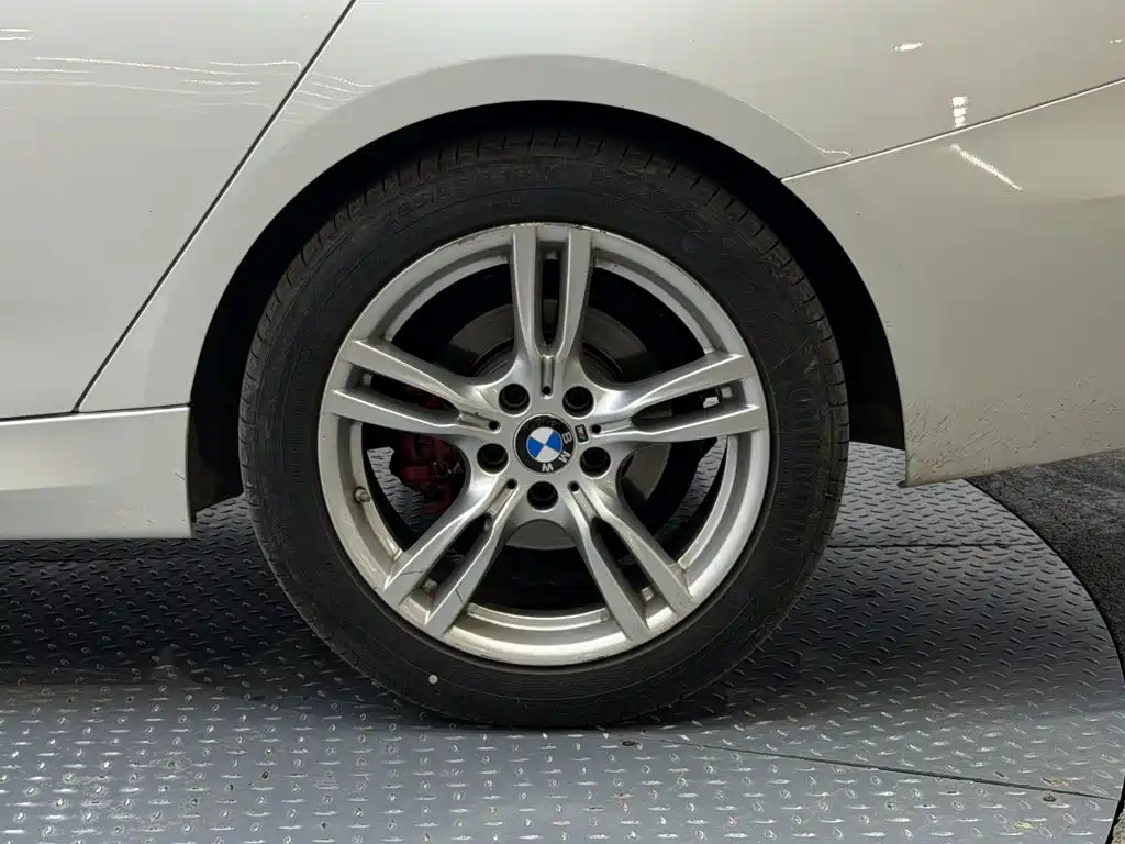 BMW 3 Series GT — миниатюра 7