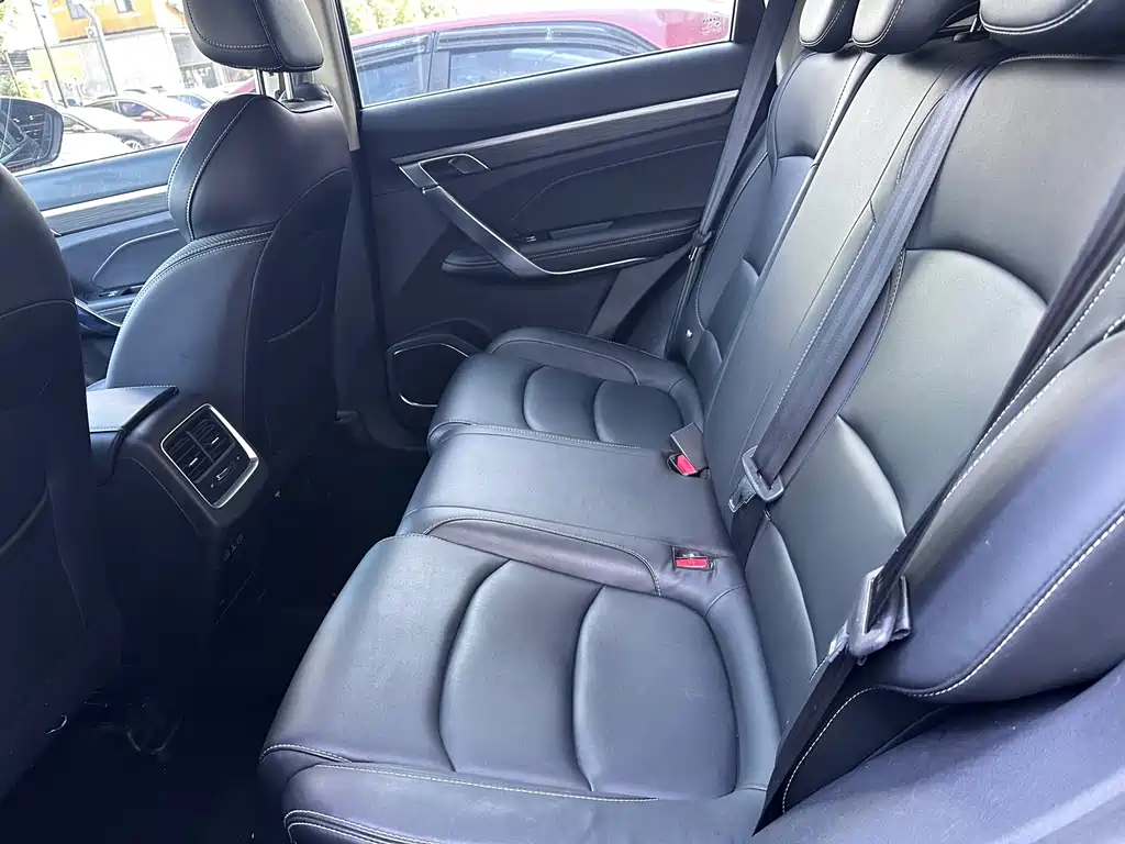 Geely Boyue — миниатюра 10
