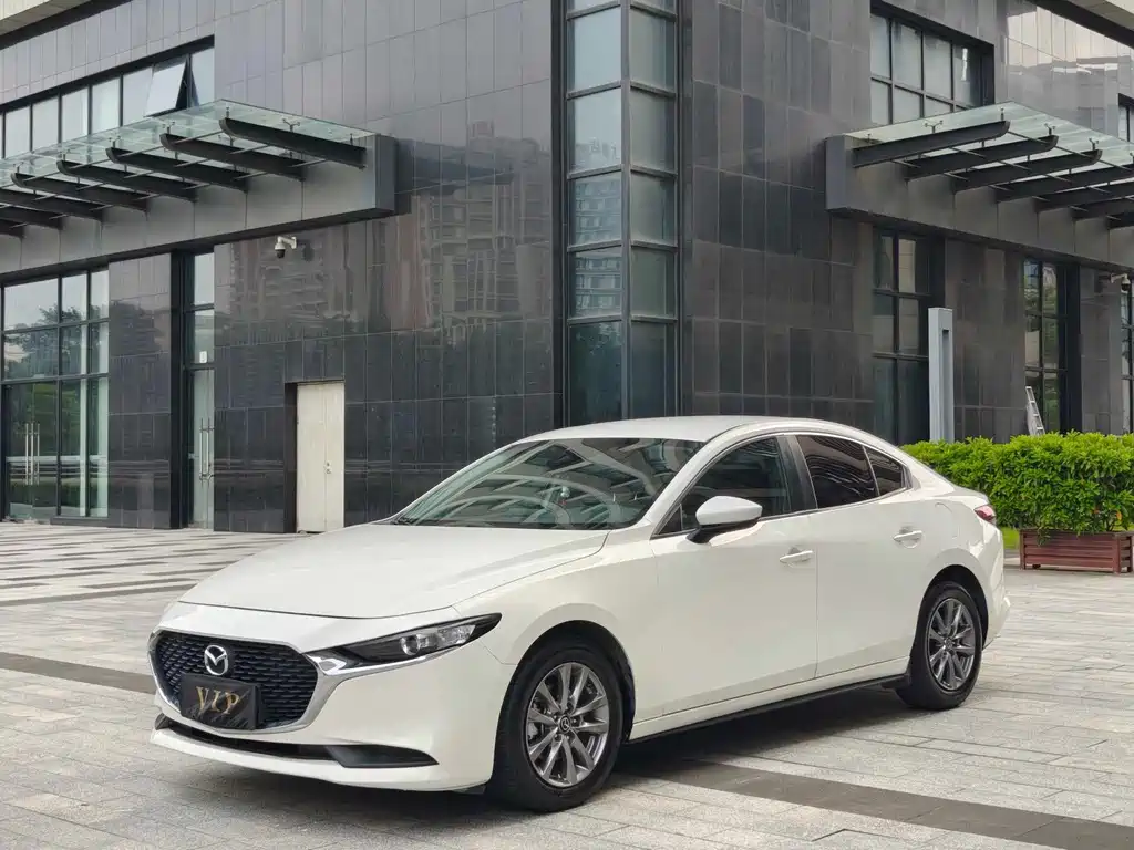Mazda 3 Axela — миниатюра 2