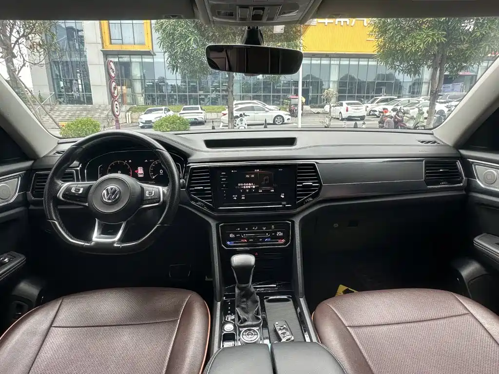 Volkswagen Teramont — миниатюра 10