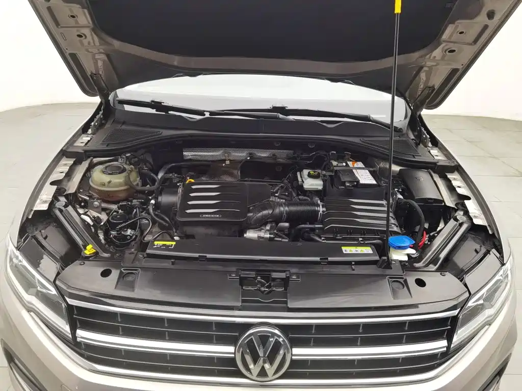 Volkswagen Bora — миниатюра 6