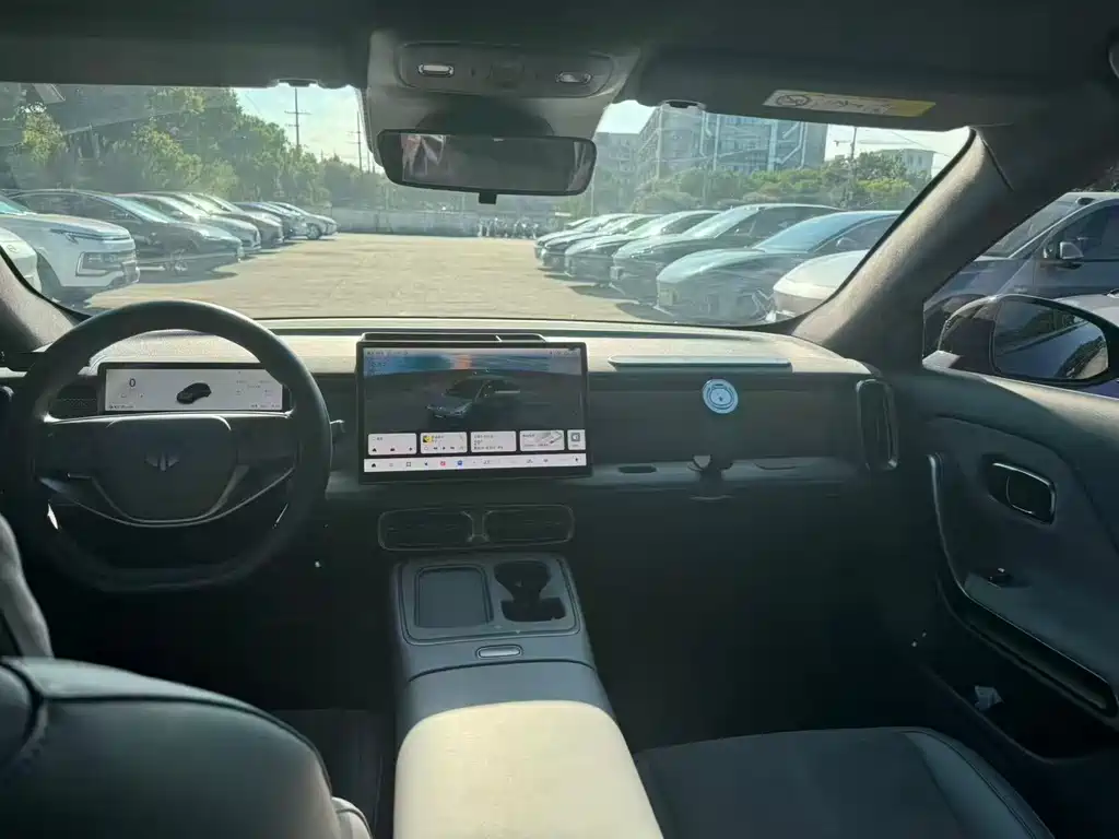 Leapmotor Leapmotor Lafa5 — миниатюра 3