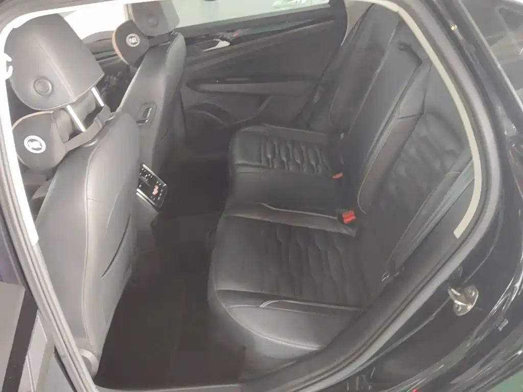 Volkswagen Passat — миниатюра 17
