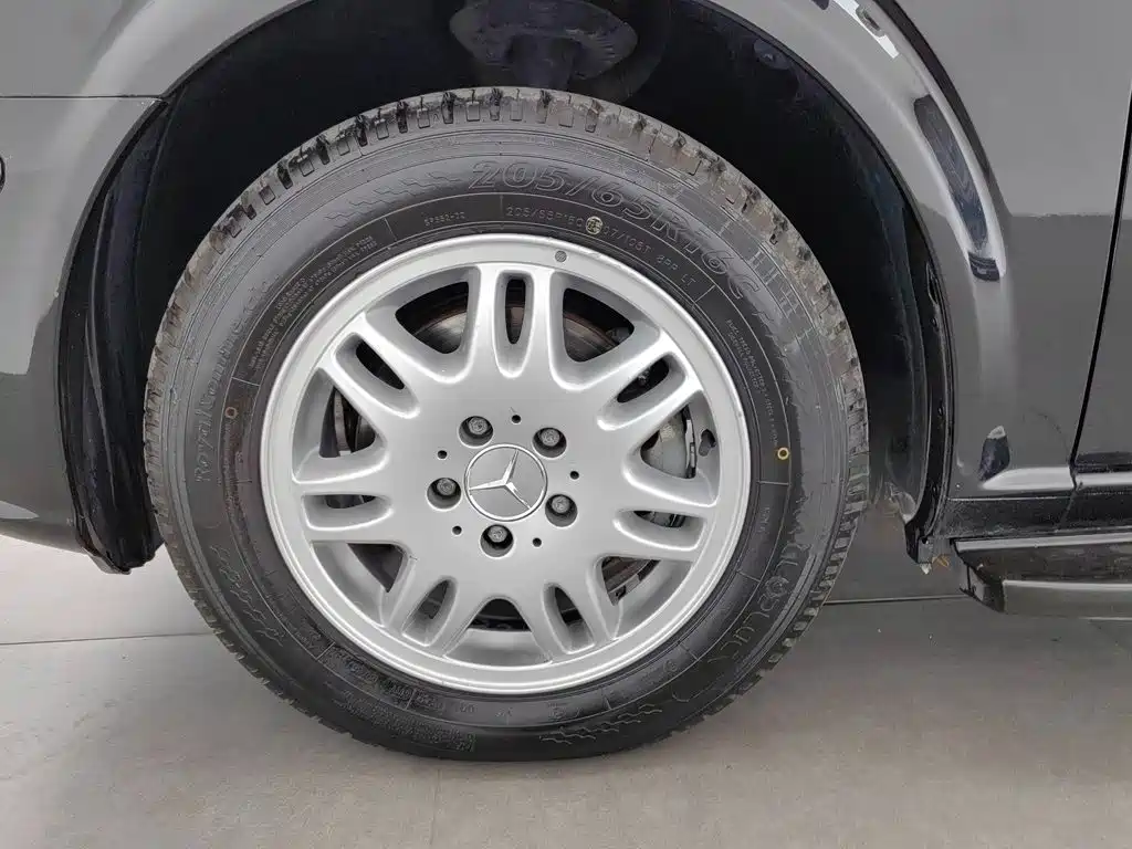 Mercedes-Benz Vito — миниатюра 13