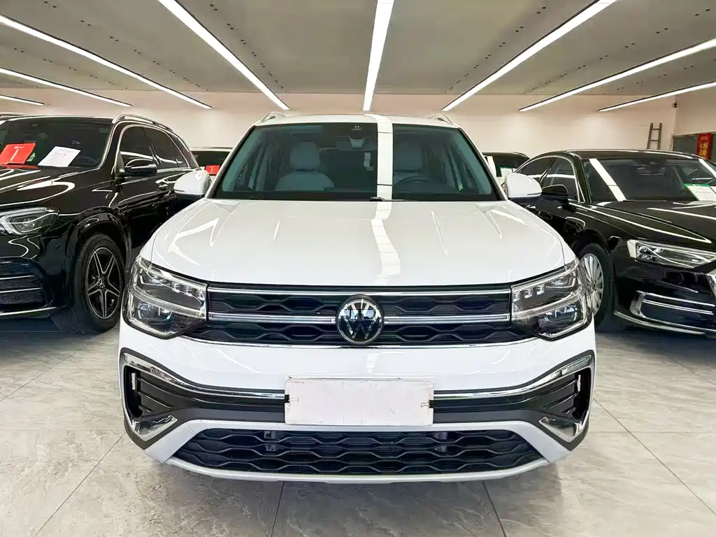 Volkswagen Tharu 2024 300TSI