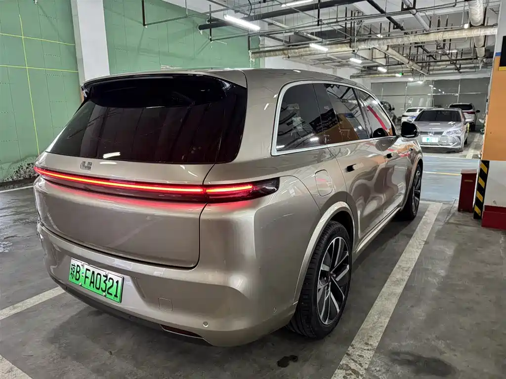 Li Auto L8 2023 Pro