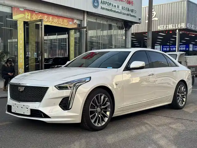 CADILLAC CT6