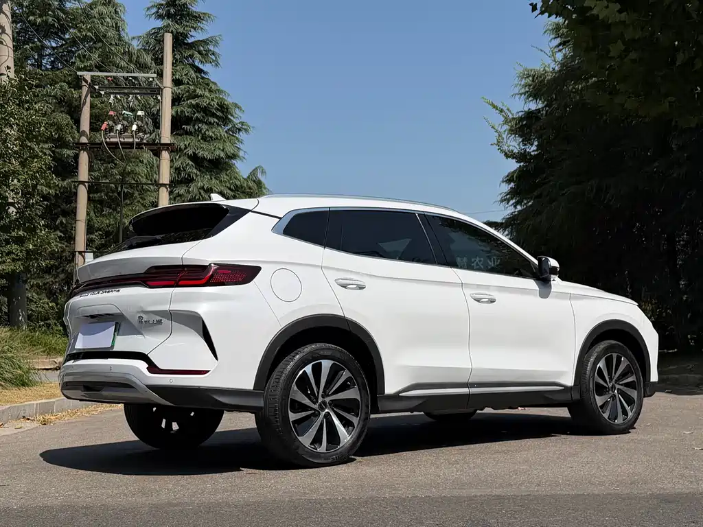 BYD PLUS New Energy — миниатюра 9