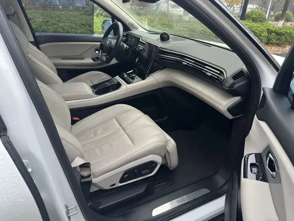NIO NIO ES8