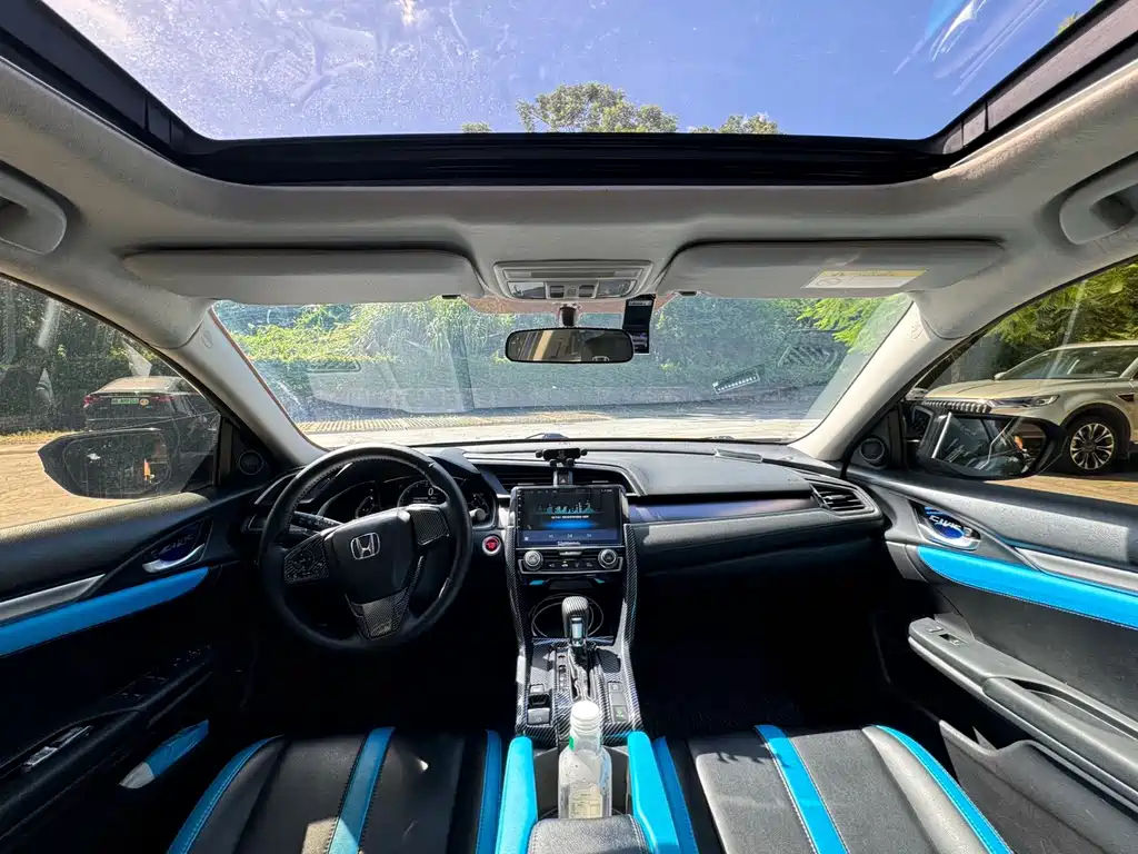 Honda Civic — миниатюра 13