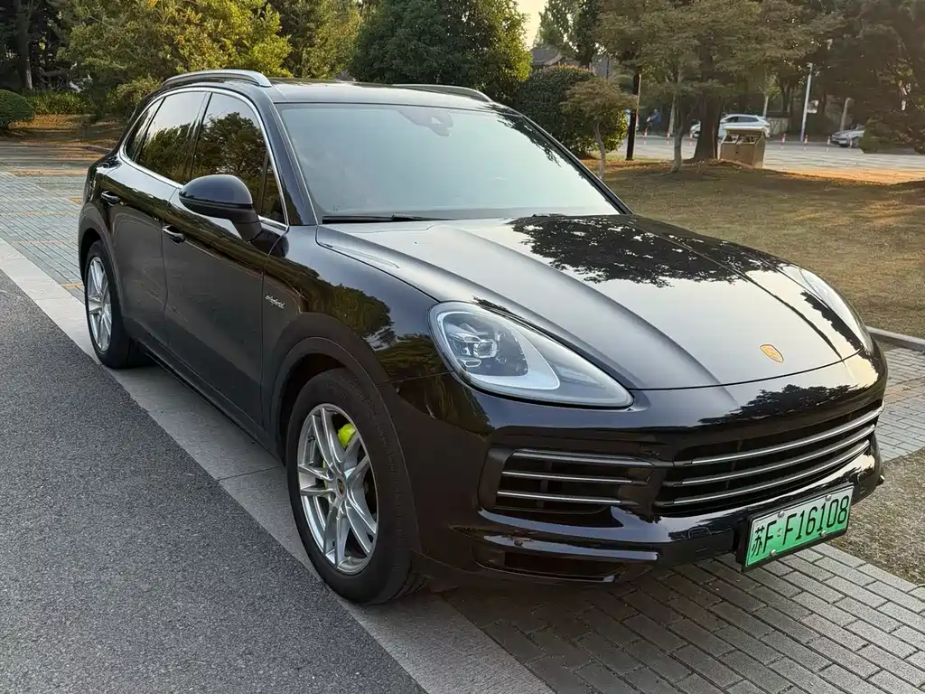 Porsche Cayenne Hybrid — миниатюра 3