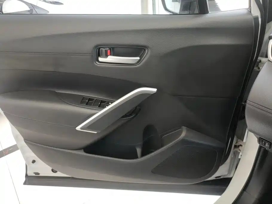 Toyota Frontlander — миниатюра 7