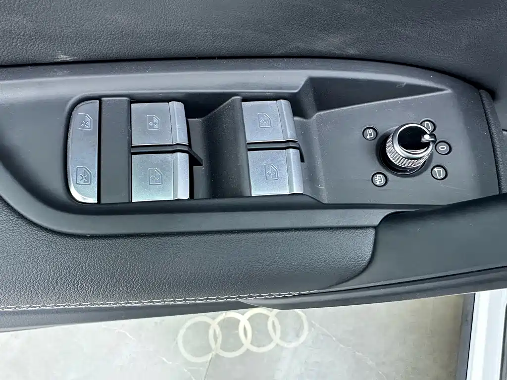 Audi Q5L — миниатюра 17
