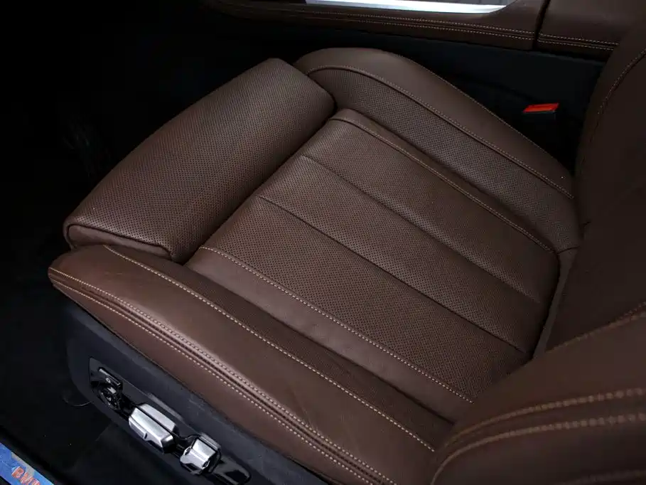 BMW X7 — миниатюра 16