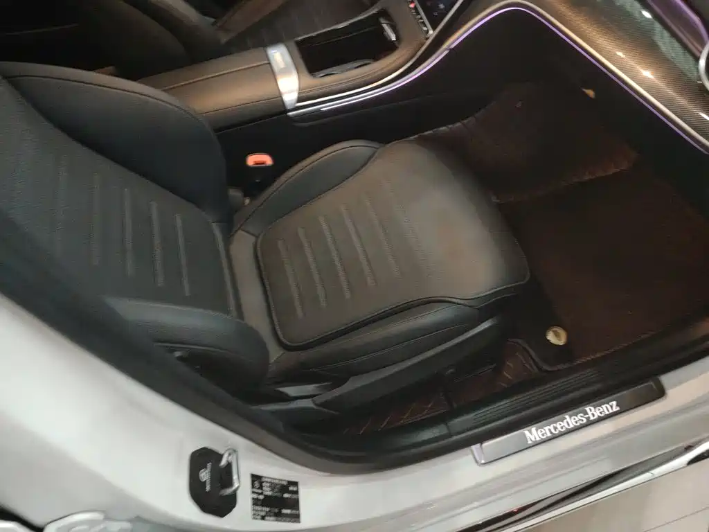 Mercedes-Benz C-Class — миниатюра 15