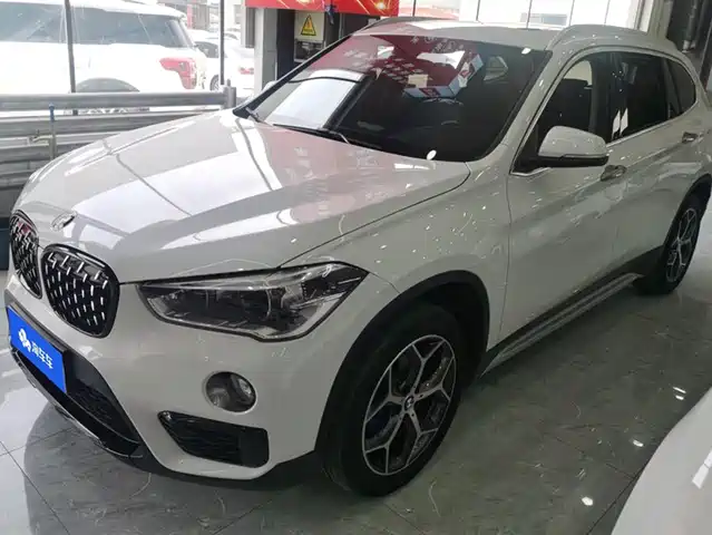 BMW  X1 2019
