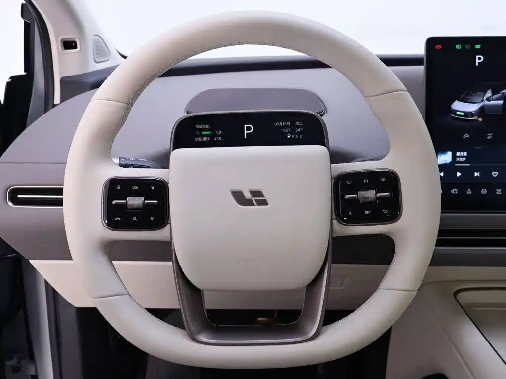 Li Auto Li i8 — миниатюра 16