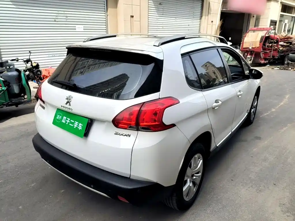 Peugeot 2008 — миниатюра 7