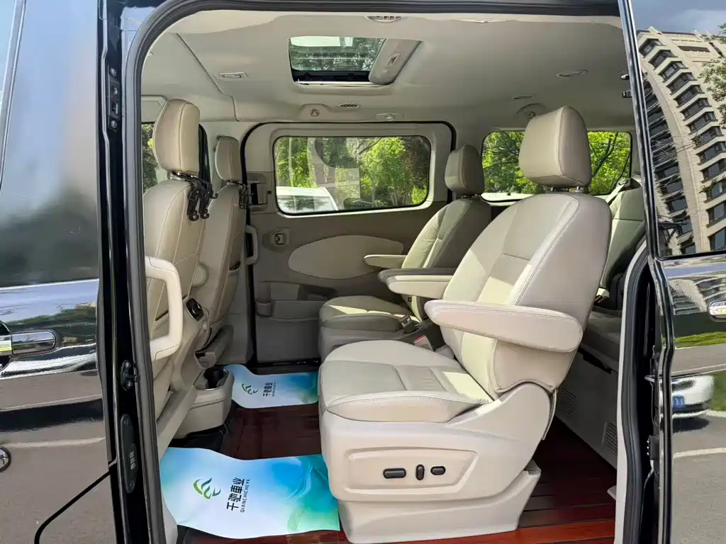 Ford Tourneo 2020 2.0T AT
