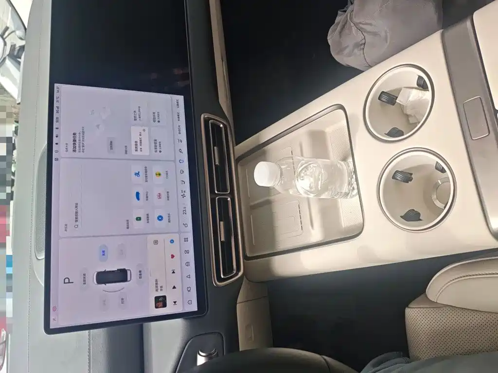 Li Auto Li MEGA — миниатюра 9