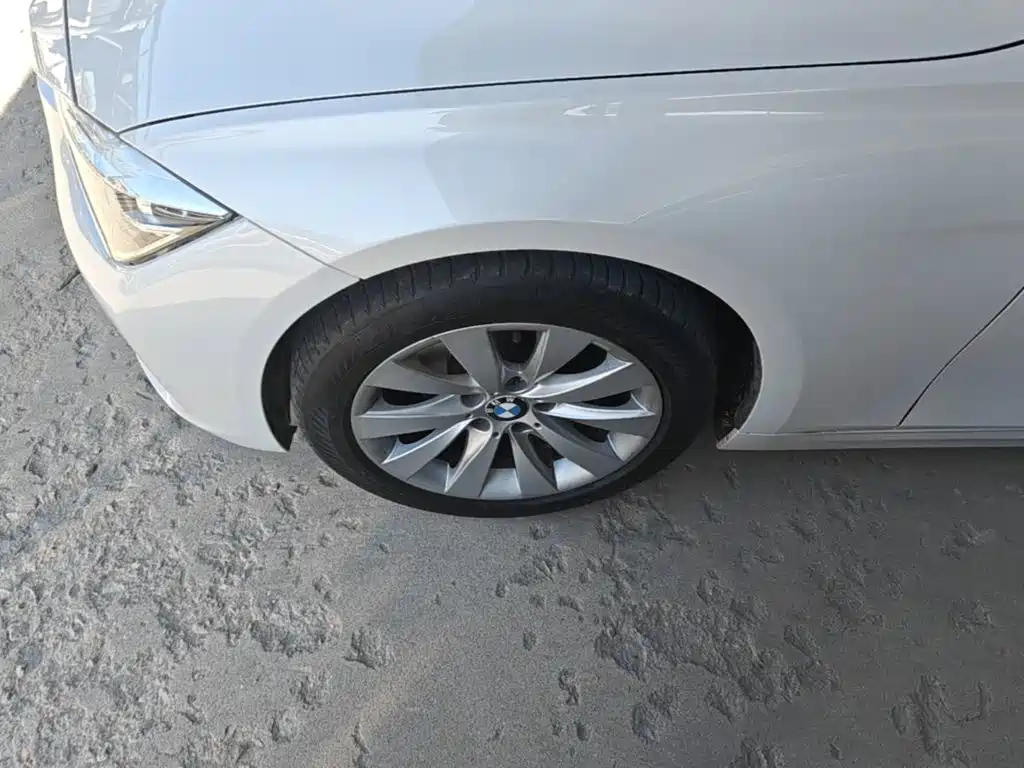 BMW 3 Series — миниатюра 23