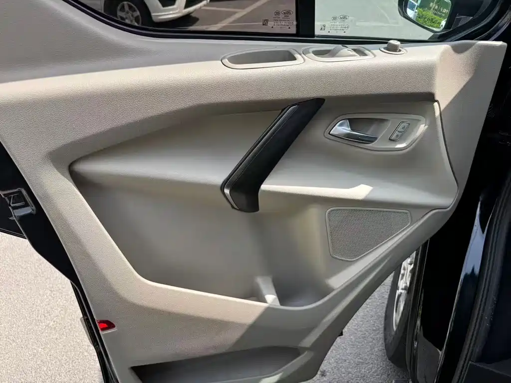 Ford Tourneo 2020 2.0T AT