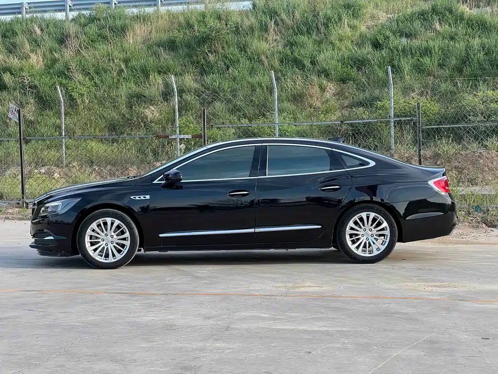 Buick LaCrosse 2016 28T Luxury