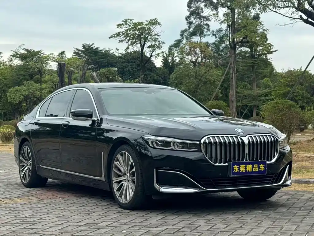 BMW 7 SERIES