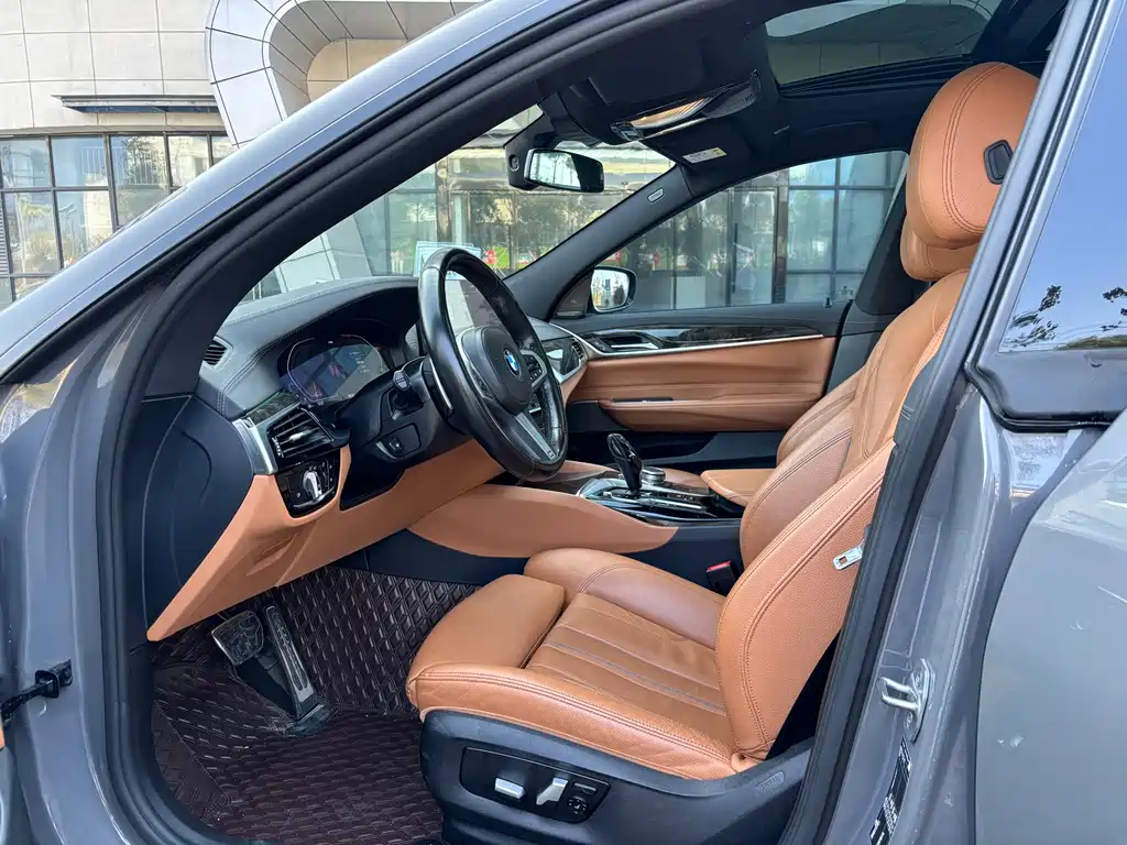 BMW 6 SERIES GT