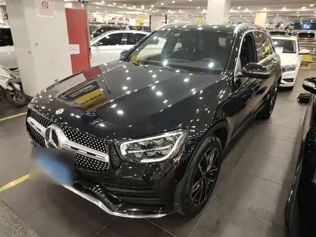 MERCEDES-BENZ GLC 2021