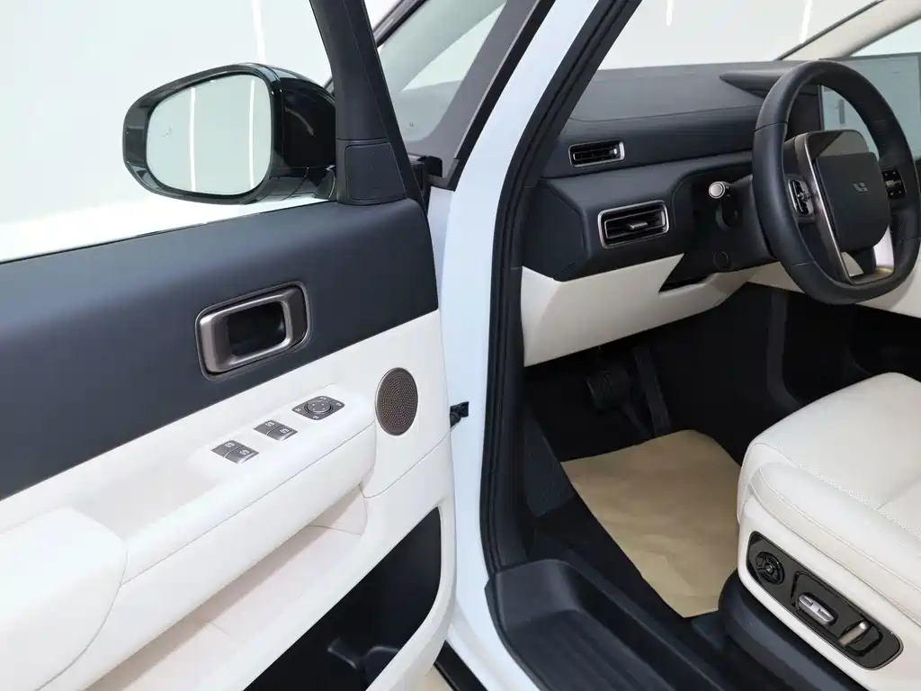 Li Auto Li MEGA — миниатюра 14