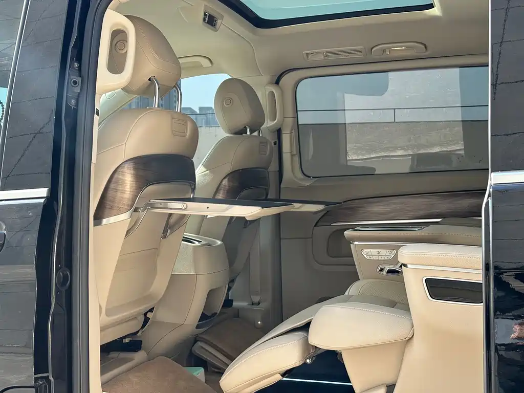 MERCEDES-BENZ V CLASS