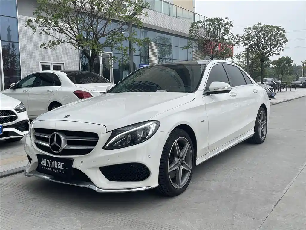 Mercedes-Benz C-Class 2018