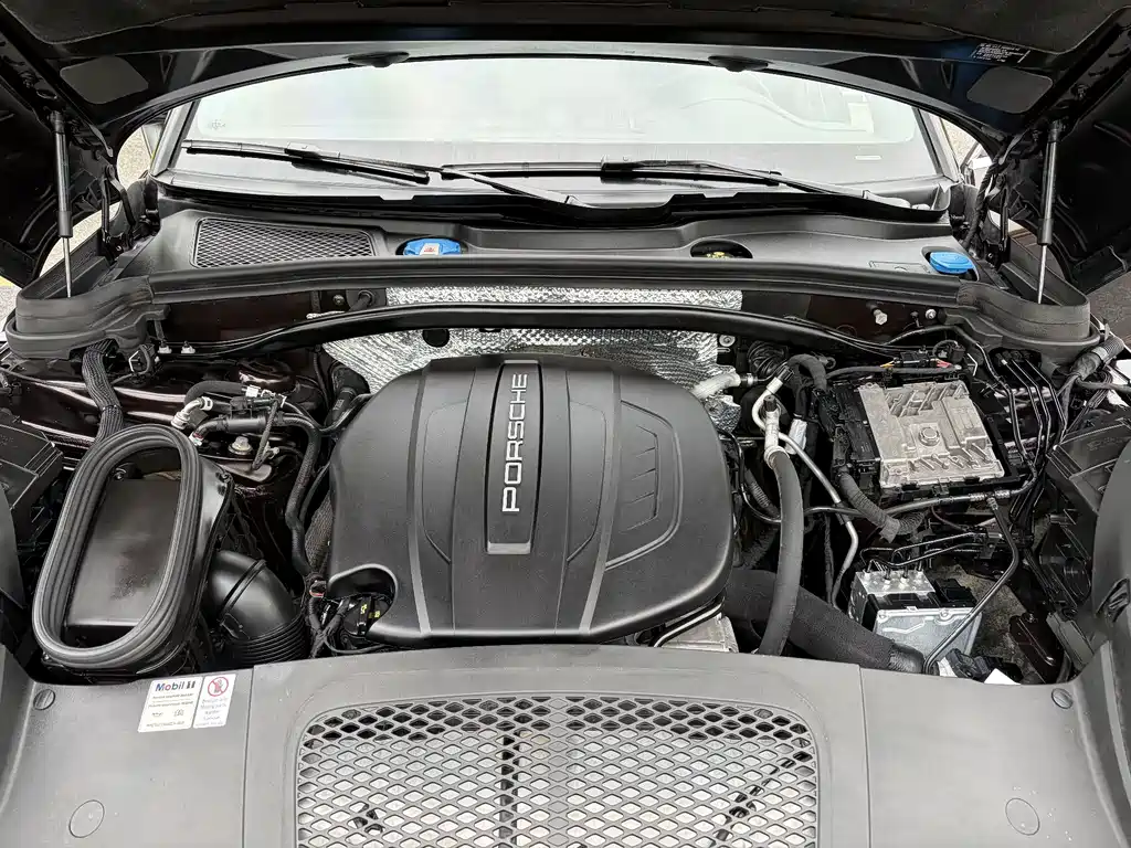 Porsche Macan — миниатюра 18