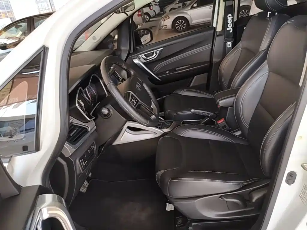 Geely Vision X3 — миниатюра 15