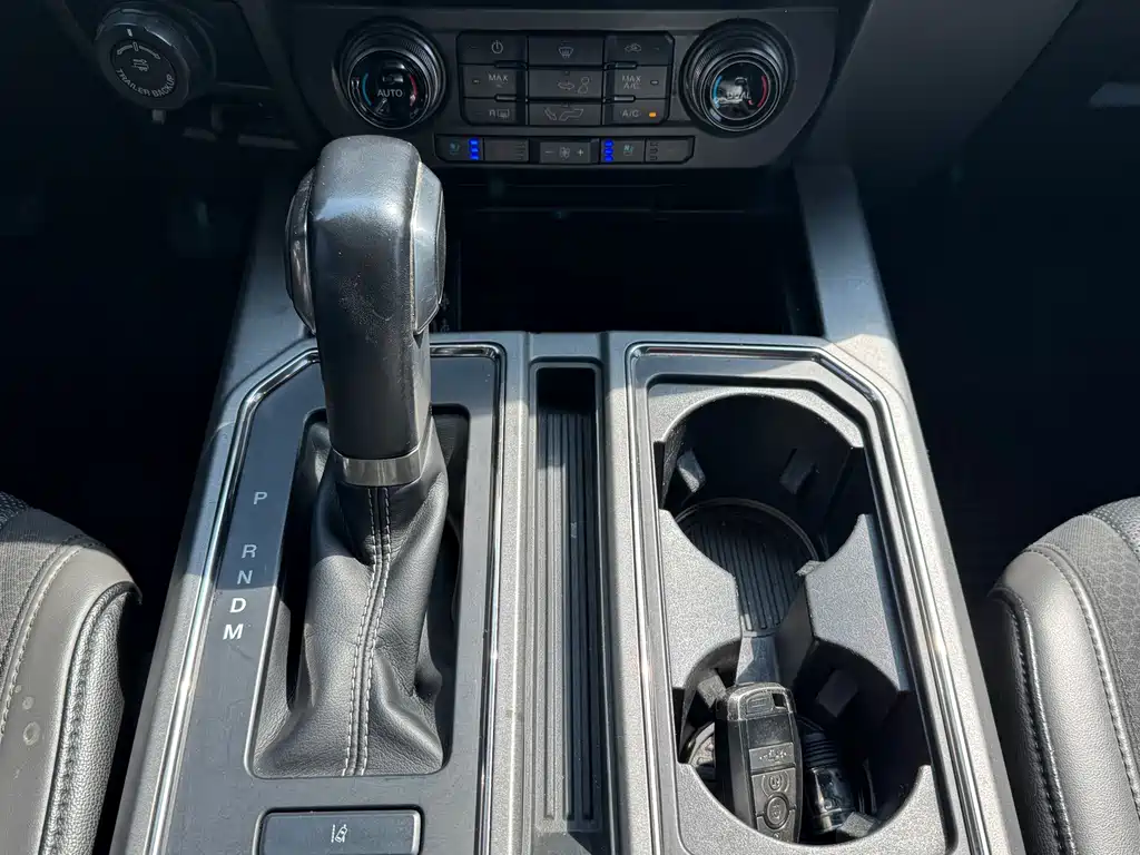 Ford F-150 Raptor — миниатюра 18