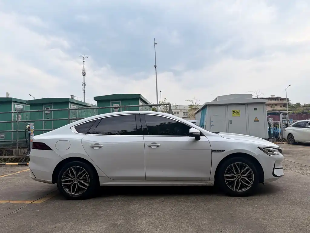 BYD Qin PLUS — миниатюра 7