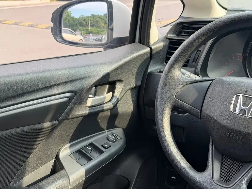 Honda Fit — миниатюра 14