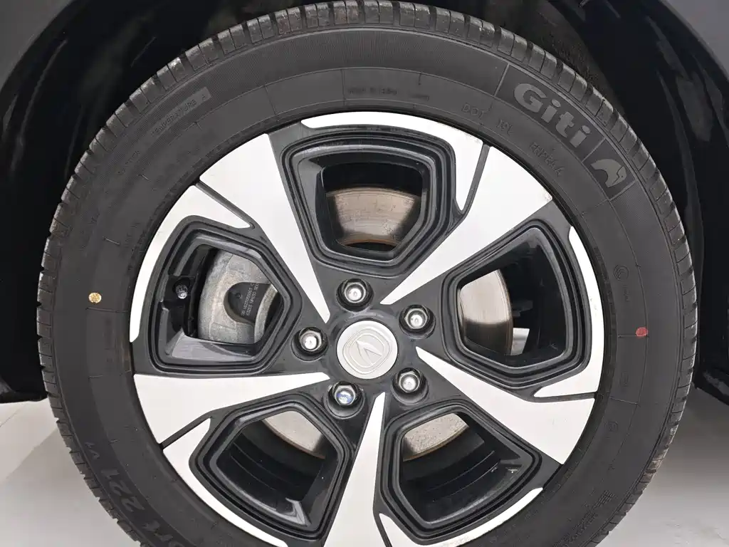 Changan New Energy E-Pro — миниатюра 21