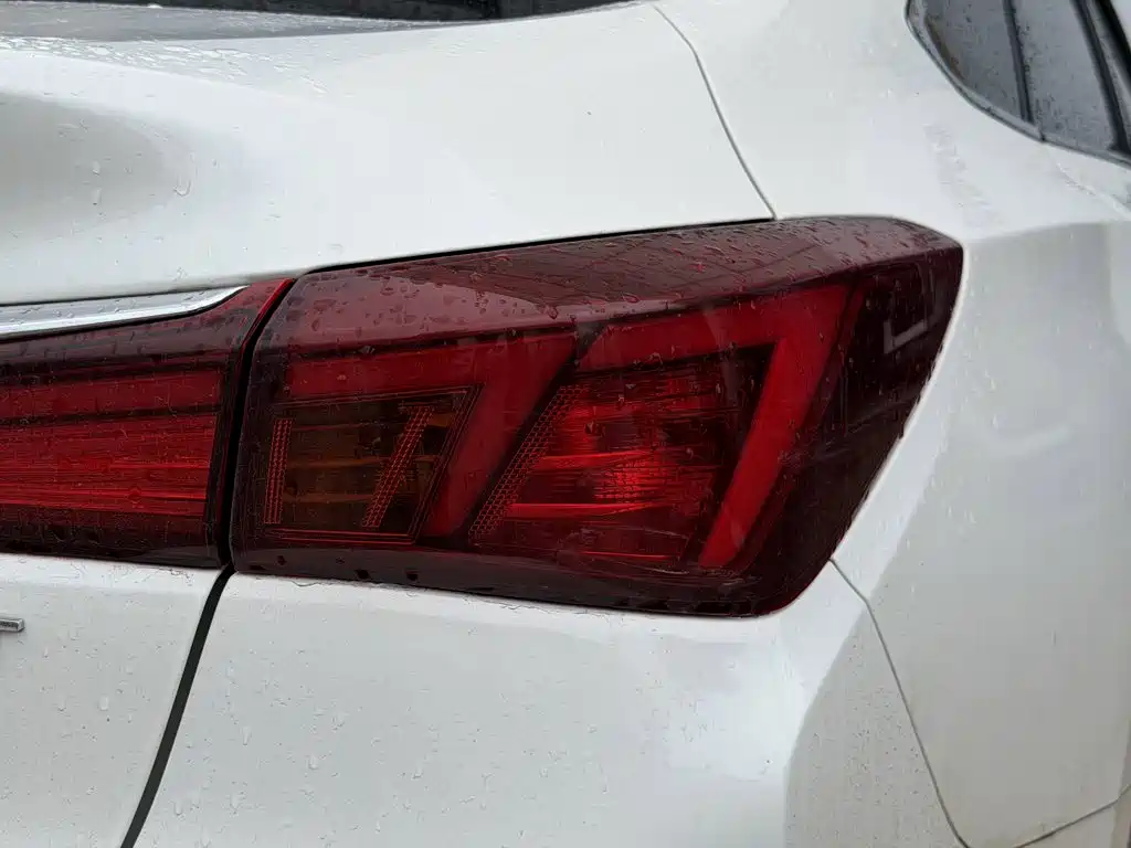 Changan Eado — миниатюра 13