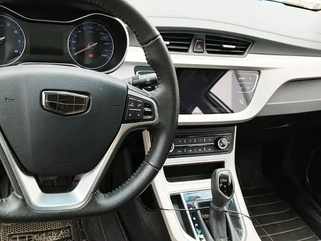 Geely Vision — миниатюра 11
