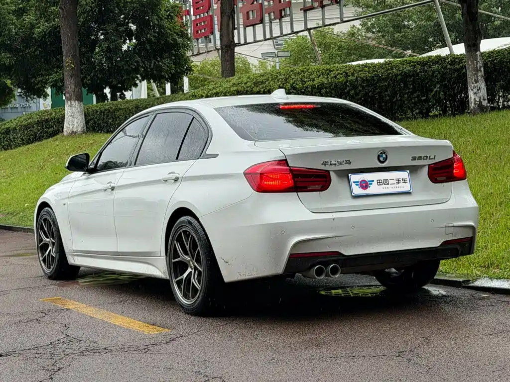BMW 3 Series — миниатюра 4