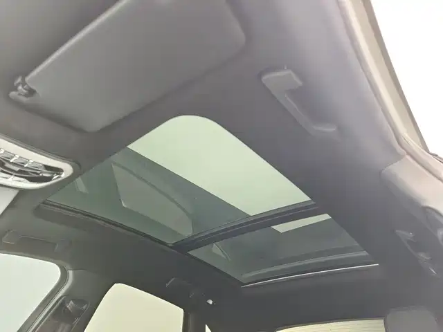 Porsche Macan — миниатюра 10