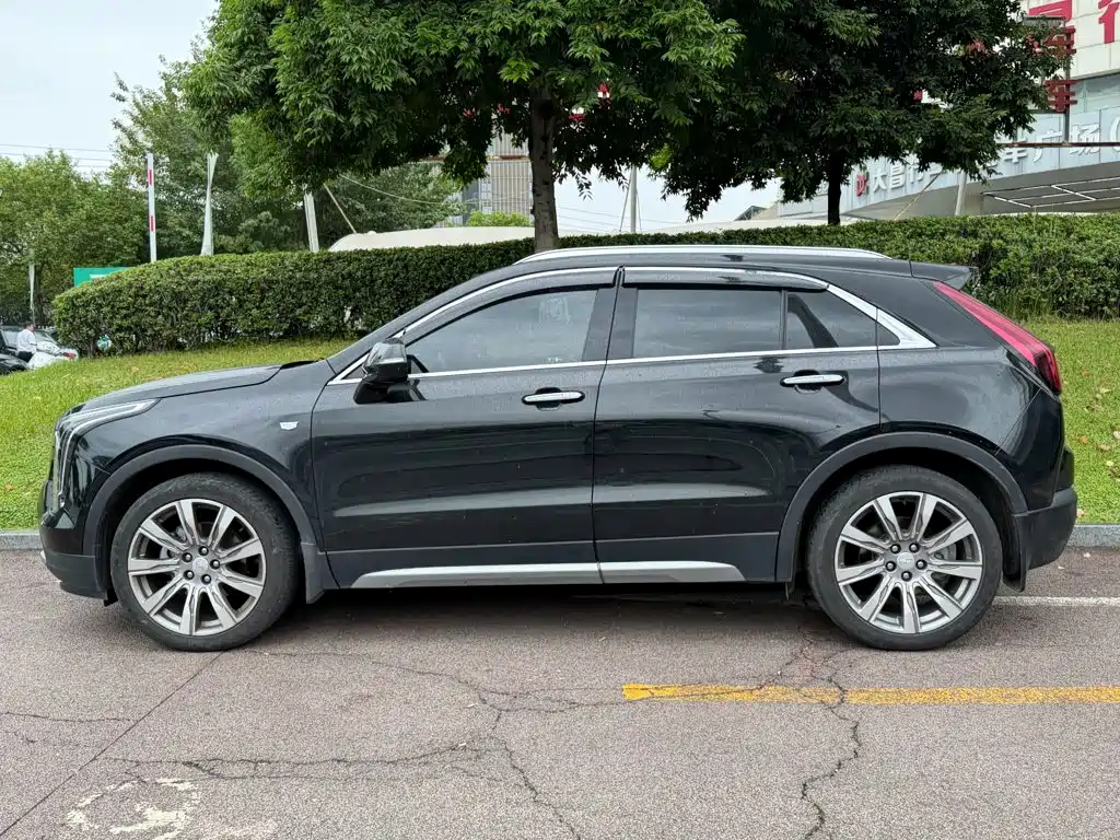 Cadillac XT4 — миниатюра 3