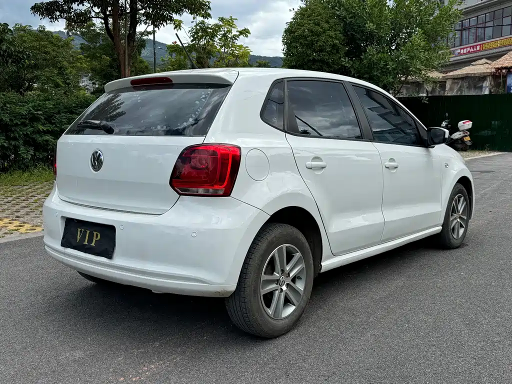 Volkswagen Polo — миниатюра 7