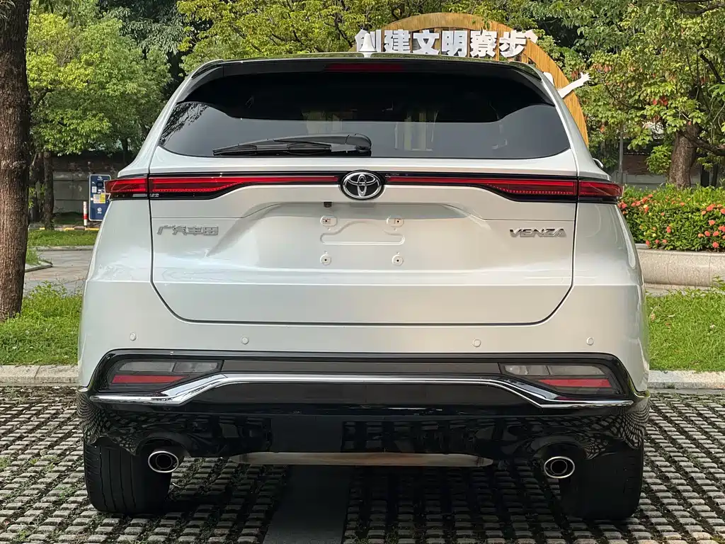 Toyota Venza — миниатюра 32